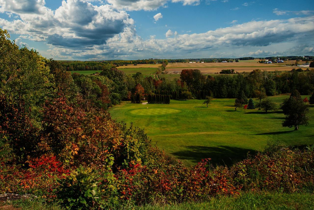 Cherry Hills Golf & Lodge Стерджен-Бей Екстер'єр фото
